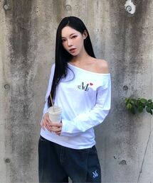 新品未使用♡  上品なワンショルダーカットソー ワンショルダー」に該当するTシャツ/カットソー（オフショルダー