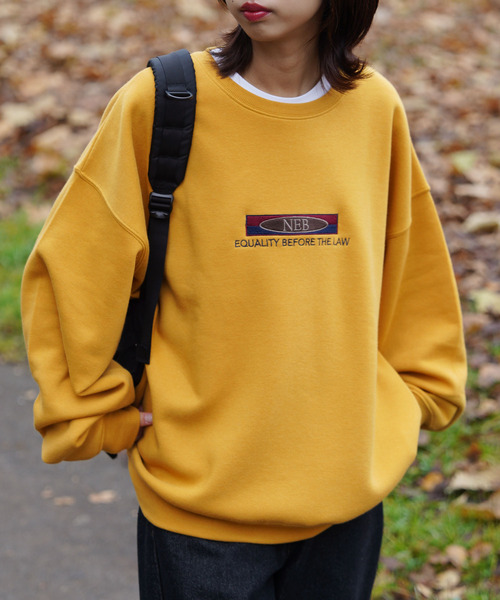 Chillfar(チルファー)の「裏起毛ヴィンテージロゴ刺繍スウェット(スウェット・レディース・レッド/ブラウン/グリーン/ホワイト/ネイビー系1/バーガンディー/グリーン系/オートミール/イエロー/ブラック系/イエロー系/グレー/ネイビー系/ブラック/ブラウン系/グレー系その他・FREE)」の14枚目の写真