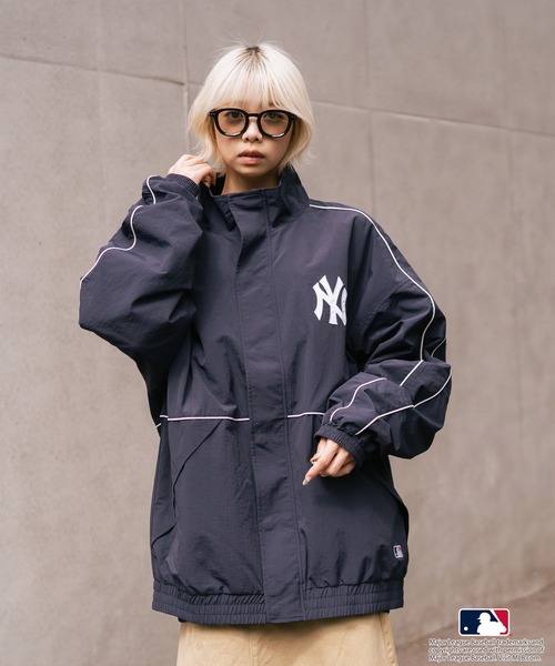 MLB/メジャーリーグベースボール】パイピングナイロンジャケット