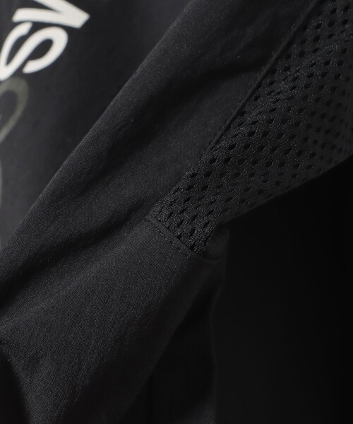 BEAMS GOLF(ビームスゴルフ)の「ORANGE LABEL /ストレッチ メッシュ 切り替え ジップアップ パーカー(ブルゾン・メンズ・ブラック/ネイビー/グレー・MEDIUM/X-LARGE/LARGE/SMALL)」の15枚目の写真