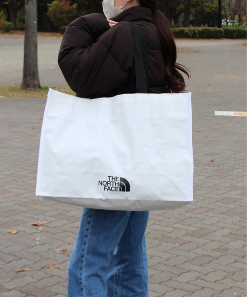 THE NORTH FACE（ザノースフェイス）の「【THE NORTH FACE/ザノースフェイス】ショッパーバッグL(SHOPPER　BAG　L）（エコバッグ/サブバッグ・レディース・ホワイト・ONESIZE）」の19枚目の写真