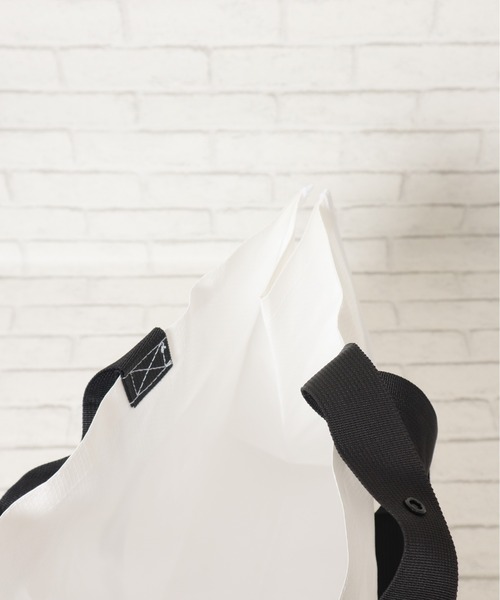 THE NORTH FACE（ザノースフェイス）の「【THE NORTH FACE/ザノースフェイス】ショッパーバッグL(SHOPPER　BAG　L）（エコバッグ/サブバッグ・レディース・ホワイト・ONESIZE）」の10枚目の写真