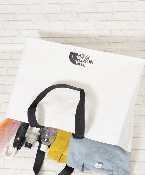 THE NORTH FACE（ザノースフェイス）の「【THE NORTH FACE/ザノースフェイス】ショッパーバッグL(SHOPPER　BAG　L）（エコバッグ/サブバッグ・レディース・ホワイト・ONESIZE）」の6枚目の写真