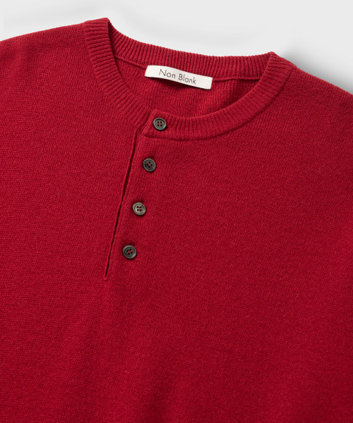 NONBLANK(ノンブランク)の「パインヤーンデイリーヘンリーネックニット_RED(ニット/セーター・メンズ・レッド・LARGE/MEDIUM/X-LARGE)」の3枚目の写真