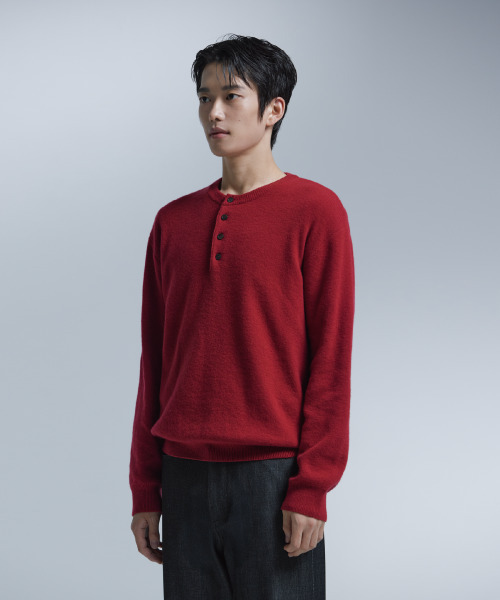NONBLANK(ノンブランク)の「パインヤーンデイリーヘンリーネックニット_RED(ニット/セーター・メンズ・レッド・LARGE/MEDIUM/X-LARGE)」の9枚目の写真