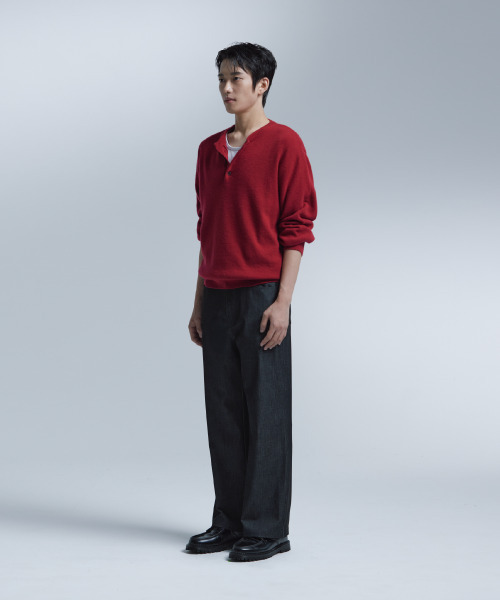 NONBLANK(ノンブランク)の「パインヤーンデイリーヘンリーネックニット_RED(ニット/セーター・メンズ・レッド・LARGE/MEDIUM/X-LARGE)」の10枚目の写真