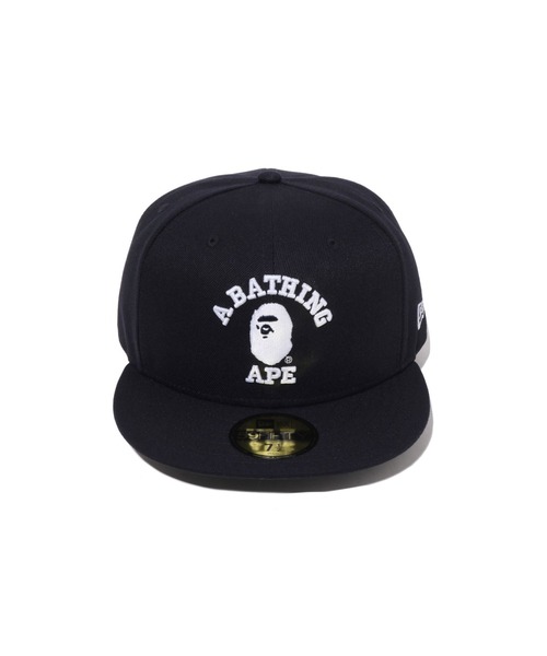 A BATHING APE（アベイシングエイプ）の「GLOW IN THE DARK COLLEGE NEW ERA 59FIFTY CAP（キャップ・メンズ・グリーン/ネイビー・XX-LARGE/SMALL/MEDIUM/LARGE/X-LARGE）」の4枚目の写真