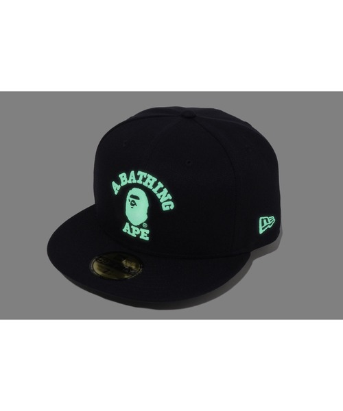 A BATHING APE（アベイシングエイプ）の「GLOW IN THE DARK COLLEGE NEW ERA 59FIFTY CAP（キャップ・メンズ・グリーン/ネイビー・XX-LARGE/SMALL/MEDIUM/LARGE/X-LARGE）」の12枚目の写真