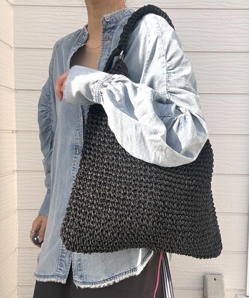 Q（キュー）の「パラコードクロッシェトート（トートバッグ・レディース・ブラック/ベージュ・ONE SIZE）」の13枚目の写真