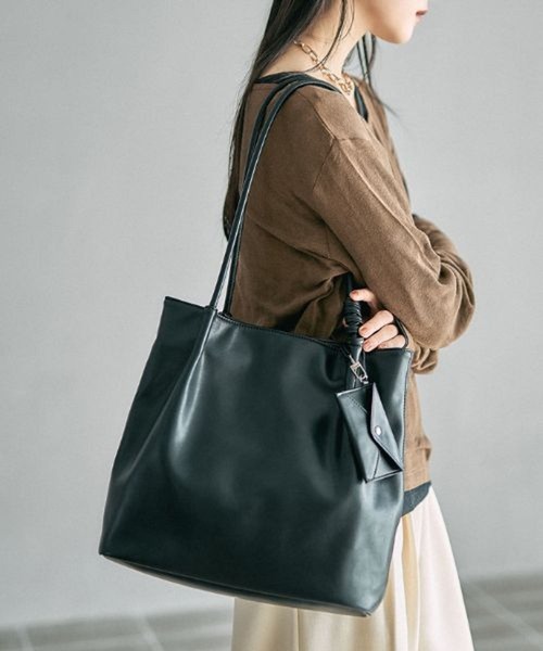 LEPSIM（レプシィム）の「カードケース＊タックトート　612941（トートバッグ・レディース・ブラック/ブラウン・ONE SIZE）」の2枚目の写真