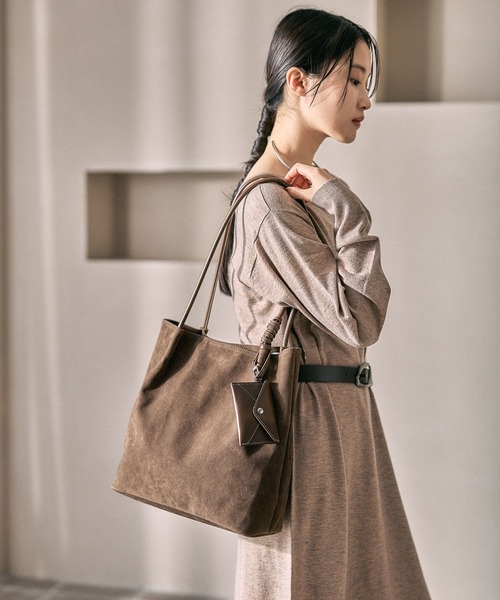 LEPSIM（レプシィム）の「カードケース＊タックトート　612941（トートバッグ・レディース・ブラック/ブラウン・ONE SIZE）」の7枚目の写真