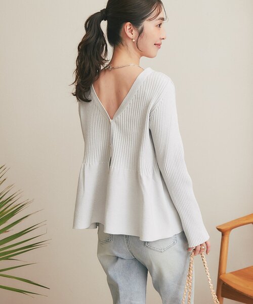 La boutique BonBon(ラブティックボンボン)の「【お上品きらきら】ラメペプラム前後2WAYカーディガン(カーディガン/ボレロ・レディース・ピンク/ネイビー/ライトグレー/ホワイト・FREE)」の9枚目の写真