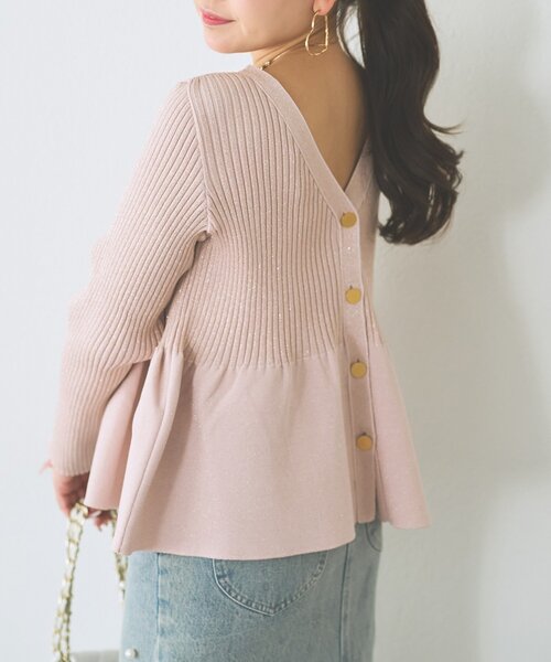 La boutique BonBon（ラブティックボンボン）の「【お上品きらきら】ラメペプラム前後２WAYカーディガン（カーディガン/ボレロ・レディース・ピンク/ネイビー/ライトグレー/ホワイト・FREE）」の6枚目の写真