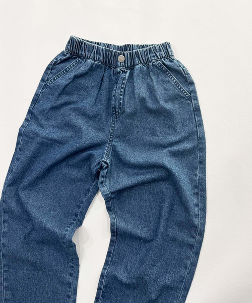 SHISKY(シスキー)の「ケミカルウォッシュ デニム リラックスパンツ(デニムパンツ・キッズ・ブラック/ブルー・160/150/140/130/120/110)」の13枚目の写真