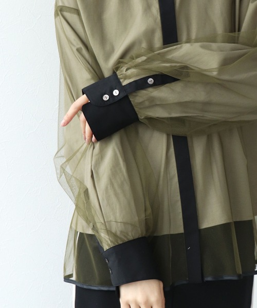 Jines(ジネス)の「チュールレイヤード配色シャツ(シャツ/ブラウス・レディース・グレー/カーキ/アイボリー・38)」の9枚目の写真