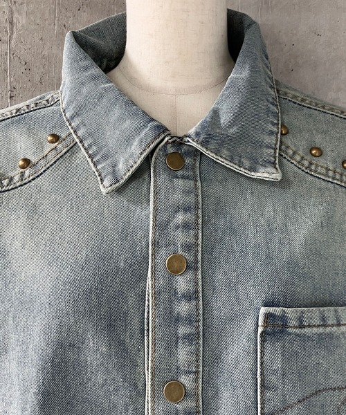 meJane（ミージェーン）の「スタッズディテール ウォッシュデニムシャツ（シャツ/ブラウス・レディース・ブルー・L/M）」の14枚目の写真