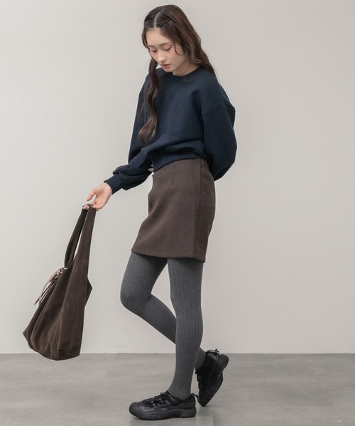 HEILIS(ヘイリス)の「フェイクウールミニスカート / ブラックブ ラウン 台形 スカート ミニ丈 ボトムス デート クリスマス 女子会 忘年会 黒 茶色 ガーリー カジュアル トレンド ウール 保温 秋服 冬服 ウエストゴム フリーサイズ ファスナー(スカート・レディース・ブラック/ブラウン・FREE)」の6枚目の写真