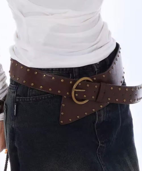 BARELY BLUE（ベアリーブルー）の「【 BARELY BLUE / ベアリーブルー 】 ワイド スタッズ ベルト（ベルト・レディース・ブラック/ホワイト/ブラウン・FREE）」の6枚目の写真