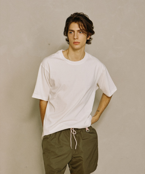 PADO SEOUL(パドソウル)の「オーバーサイズ半袖Tシャツホワイト(Tシャツ/カットソー・メンズ・その他・X-LARGE/MEDIUM/LARGE)」の1枚目の写真