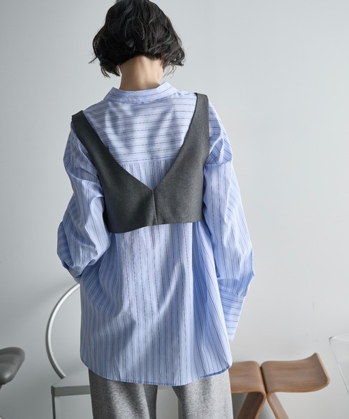 THE YOn（ザヨン）の「フラワーモチーフビジューデザインビスチェ（その他トップス・レディース・チャコールグレー/ブラウン・FREE）」の6枚目の写真