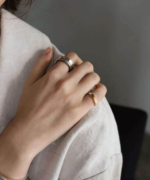 TEN.（テン）の「SILVER925 18KGP プレイナーリング（リング・レディース・シルバー×ゴールド・#3/#1/#7）」の3枚目の写真