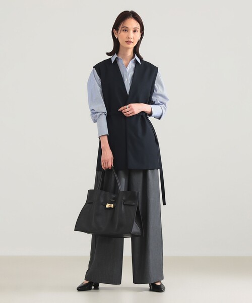 ATON(エイトン)の「【別注】ATON / ウールトロピカル ノーカラー ジレ(ベスト・レディース・ブラック/ネイビー・01/02)」の4枚目の写真