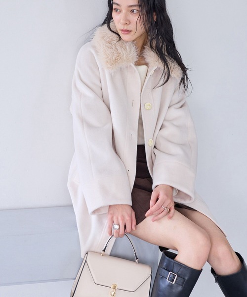 VIS（ビス）の「ファー付きAラインステンコート（ステンカラーコート・レディース・キナリ/グレー/ダークブラウン・FREE）」の2枚目の写真