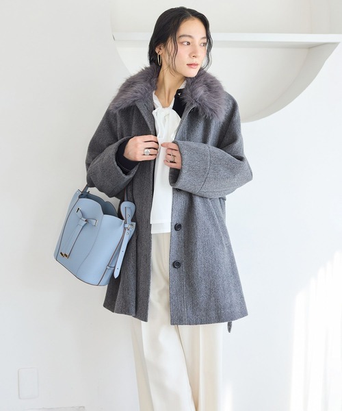 VIS（ビス）の「ファー付きAラインステンコート（ステンカラーコート・レディース・キナリ/グレー/ダークブラウン・FREE）」の21枚目の写真