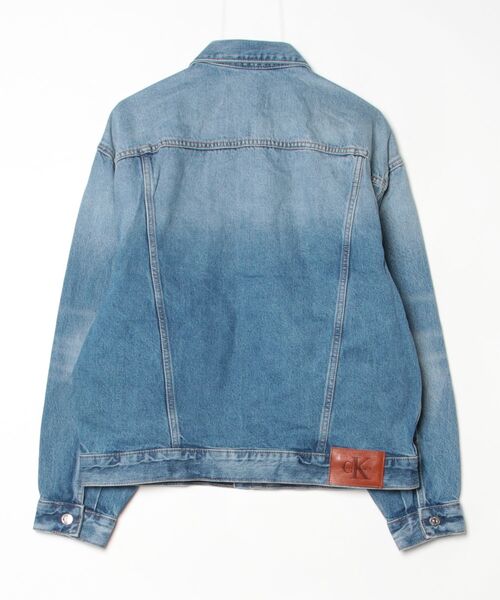 Calvin Klein Jeans（カルヴァンクラインジーンズ）の「Calvin Klein Jeans/ カルバンクライン ジーンズ 90S INDIGO CITRINE TRUCKER メンズ デ90’sデニムトラッカージャケット（デニムジャケット・メンズ・ブルー・L/M）」の2枚目の写真