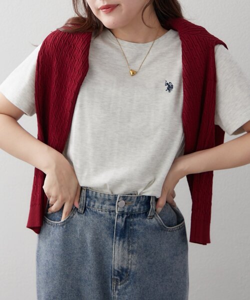 U.S. POLO ASSN.(ユーエスポロアッスン)の「【U.S. POLO ASSN. ×RMAF】スムースTシャツ(Tシャツ/カットソー・レディース・スミクロ/ネイビー/イエロー/オートミール/オフホワイト/その他12/ブラウン/ピンク/ブラック・FREE)」の1枚目の写真