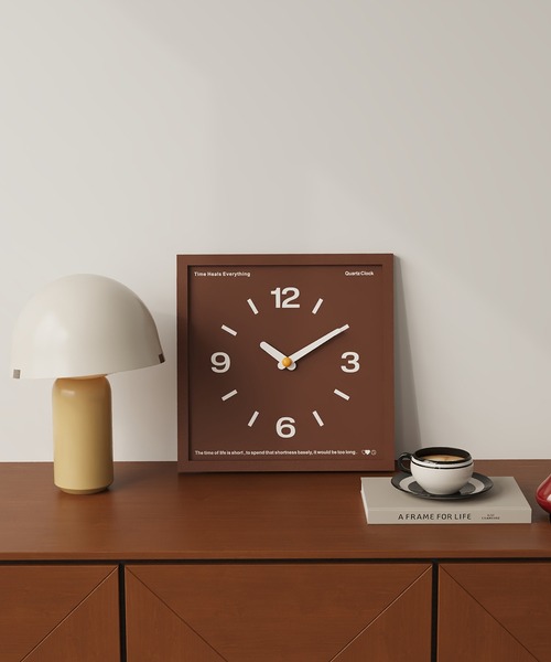 IRADOWL（アイラドール）の「【アイラドール room】カラースクエア時計（掛け時計・レディース・グリーン/ブラウン/レッド・FREE）」の2枚目の写真