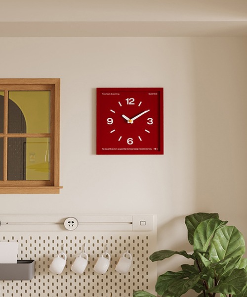 IRADOWL（アイラドール）の「【アイラドール room】カラースクエア時計（掛け時計・レディース・グリーン/ブラウン/レッド・FREE）」の5枚目の写真