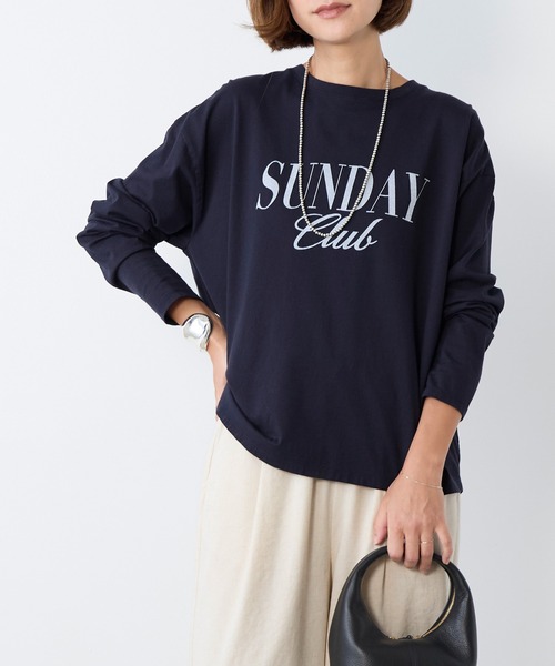 MICA&DEAL(マイカ&ディール)の「"SUNDAY Club"ロゴロングTシャツ(Tシャツ/カットソー・レディース・ネイビー/ブルーグレー/ホワイト・FREE)」の3枚目の写真