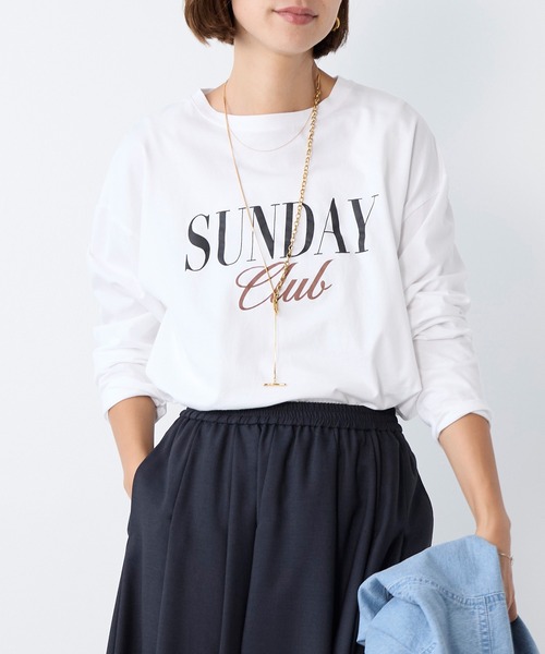 MICA&DEAL(マイカ&ディール)の「"SUNDAY Club"ロゴロングTシャツ(Tシャツ/カットソー・レディース・ネイビー/ブルーグレー/ホワイト・FREE)」の1枚目の写真