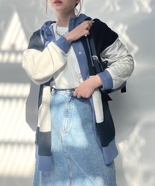 AS KNOW AS plus(アズノゥアズプラス)の「○ビッグシルエット ダブルポケットロング丈パーカー【UNISEX ITEM】(パーカー・レディース・アイボリー系/ブラック/ブラック系/オートミール・FREE)」の2枚目の写真