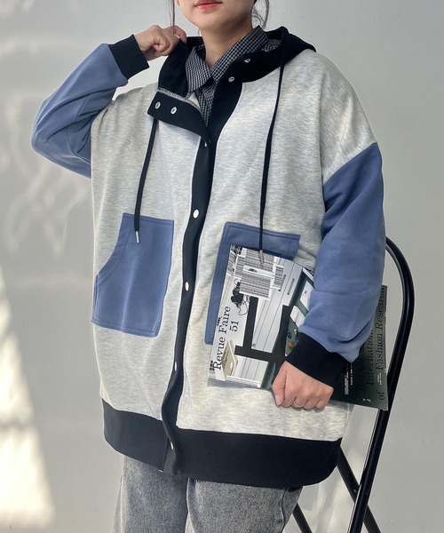 AS KNOW AS plus(アズノゥアズプラス)の「○ビッグシルエット ダブルポケットロング丈パーカー【UNISEX ITEM】(パーカー・レディース・アイボリー系/ブラック/ブラック系/オートミール・FREE)」の4枚目の写真