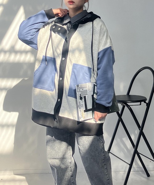 AS KNOW AS plus(アズノゥアズプラス)の「○ビッグシルエット ダブルポケットロング丈パーカー【UNISEX ITEM】(パーカー・レディース・アイボリー系/ブラック/ブラック系/オートミール・FREE)」の8枚目の写真