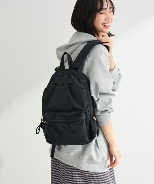 Green　Parks（グリーンパークス）の「【10ポケBag】収納アドバイザー監修2層リュック（バックパック/リュック・レディース・ベージュ/ブラック/グレー/ブルー・FREE）」の5枚目の写真