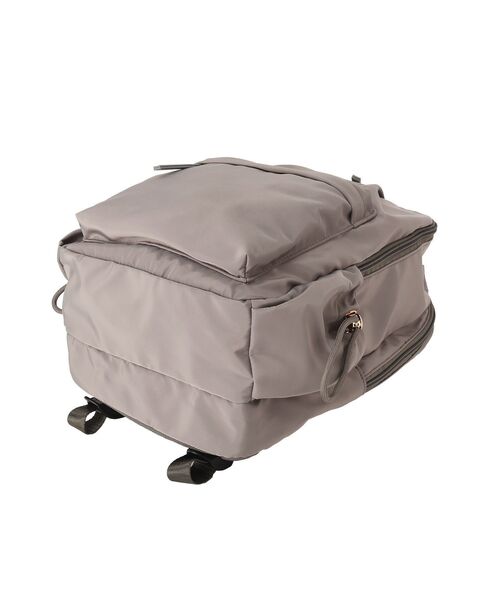 Green Parks(グリーンパークス)の「【10ポケBag】収納アドバイザー監修2層リュック(バックパック/リュック・レディース・ベージュ/ブラック/グレー/ブルー・FREE)」の5枚目の写真