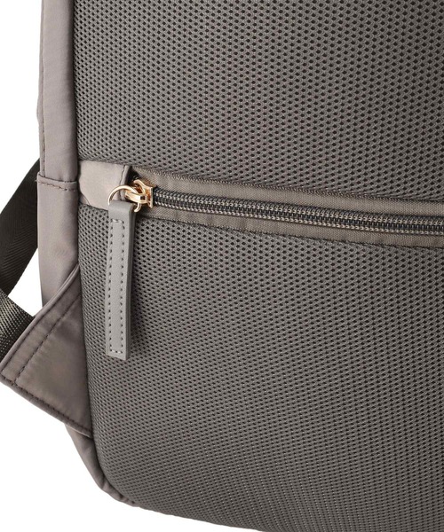 Green Parks(グリーンパークス)の「【10ポケBag】収納アドバイザー監修2層リュック(バックパック/リュック・レディース・ベージュ/ブラック/グレー/ブルー・FREE)」の13枚目の写真