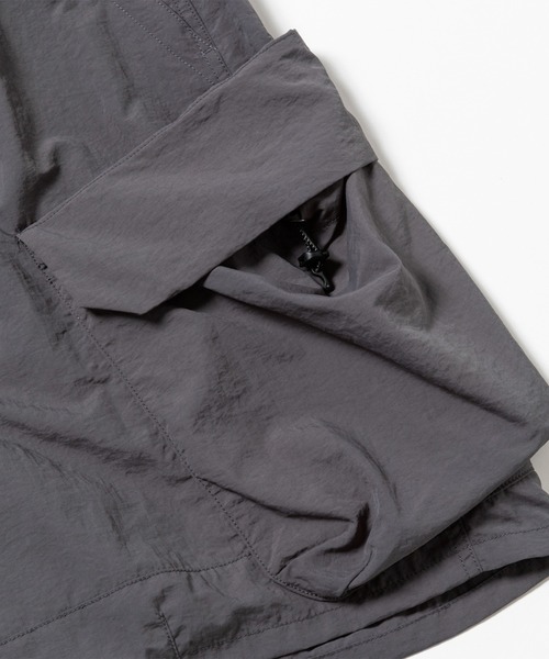 meanswhile（ミーンズワイル）の「Nylon Luggage Cargo Shorts（カーゴパンツ・メンズ・ブラック/グレー・1(S)/2(M)）」の12枚目の写真