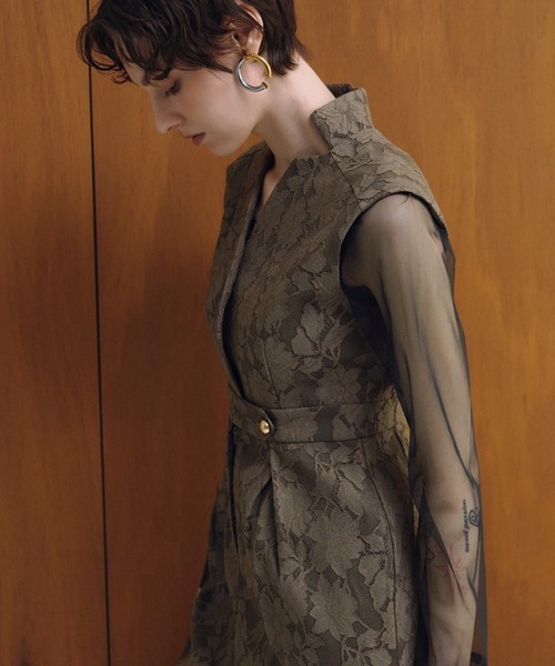 ANDRESD(アンドレスド)の「ボンディングレースオールインワンドレス / bonding lace all-in-one dress(パンツドレス・レディース・ブルーグレー/カーキ/ブラック・S/L/M)」の5枚目の写真