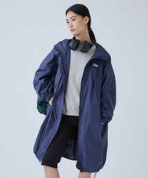 タフタロングコート