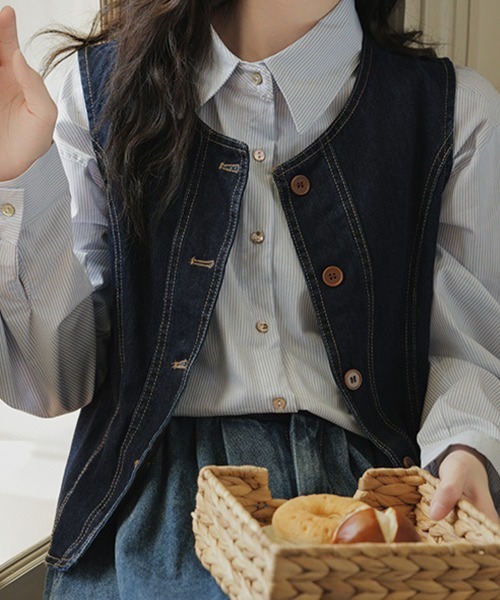Flugge(フラッジー)の「デニムボタンベスト(ベスト・レディース・ブルー・LARGE/MEDIUM)」の6枚目の写真