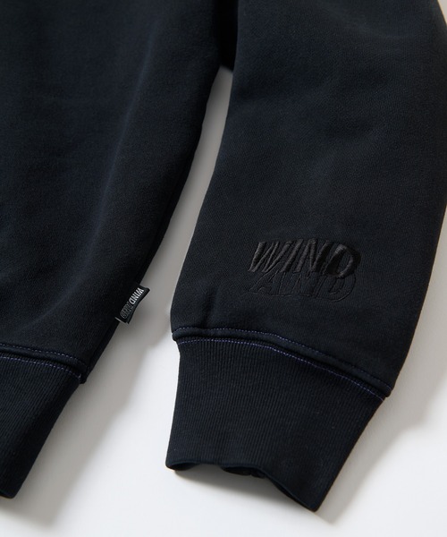 WIND AND SEA（ウィンダンシー）の「【ZOZO限定】SULFUR DYEING LOGO ZIP SWEATSHIRT（パーカー・メンズ・ブラック×ブルー/ブラック×パープル/ブラック×ベージュ/ブラック×レッド・SMALL/X-LARGE/LARGE/MEDIUM）」の22枚目の写真