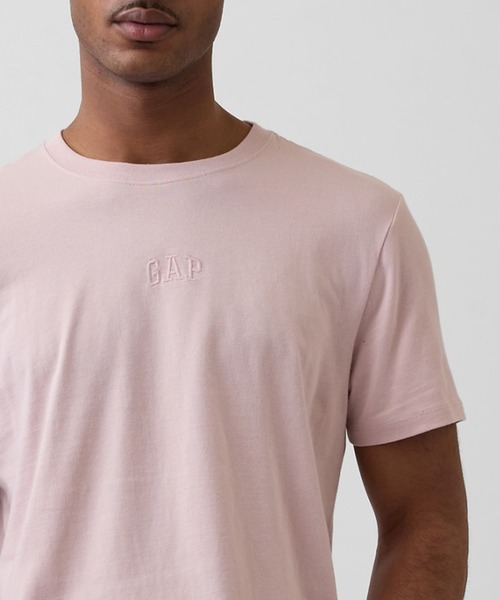 GAP（ギャップ）の「エブリディ ソフト GAPミニロゴTシャツ（Tシャツ/カットソー・メンズ・ライトグレー/ピンク/グリーン/ネイビー/ブラック/オフホワイト/ブルー・XS/S/M/L/XL）」の7枚目の写真