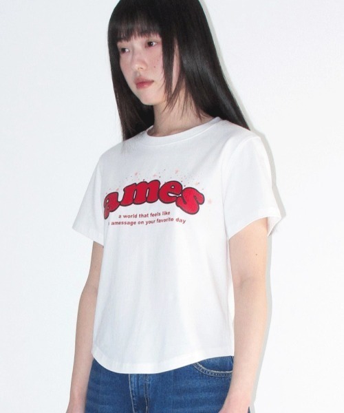 AMESWORLDWIDE(アメスワールドワイド)の「A'GEM/9 × .kom 『AMESWORLDWIDE/アメスワールドワイド』SHINING AMES ROUND HEM CROP TEE/シャイニングロゴラウンドヘムクロップ Tシャツ(Tシャツ/カットソー・レディース・ホワイト/チャコールグレー/ブルー・FREE)」の6枚目の写真