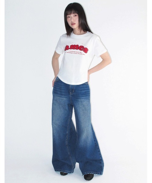 AMESWORLDWIDE(アメスワールドワイド)の「A'GEM/9 × .kom 『AMESWORLDWIDE/アメスワールドワイド』SHINING AMES ROUND HEM CROP TEE/シャイニングロゴラウンドヘムクロップ Tシャツ(Tシャツ/カットソー・レディース・ホワイト/チャコールグレー/ブルー・FREE)」の7枚目の写真