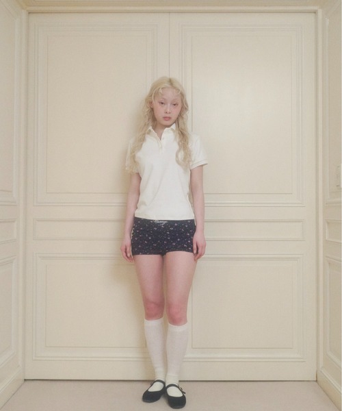 chernyy（チェルニー）の「chernyy polo shirt / バック刺繍ロゴポロシャツ（ポロシャツ・レディース・アイボリー/ネイビー・LARGE/MEDIUM/SMALL）」の3枚目の写真