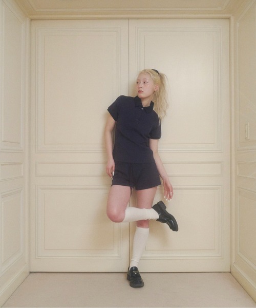 chernyy（チェルニー）の「chernyy polo shirt / バック刺繍ロゴポロシャツ（ポロシャツ・レディース・アイボリー/ネイビー・LARGE/MEDIUM/SMALL）」の18枚目の写真